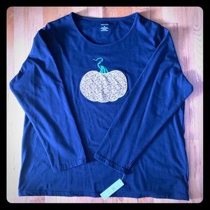 NWT Ladies Club Black Pumpkin Long-Shirt